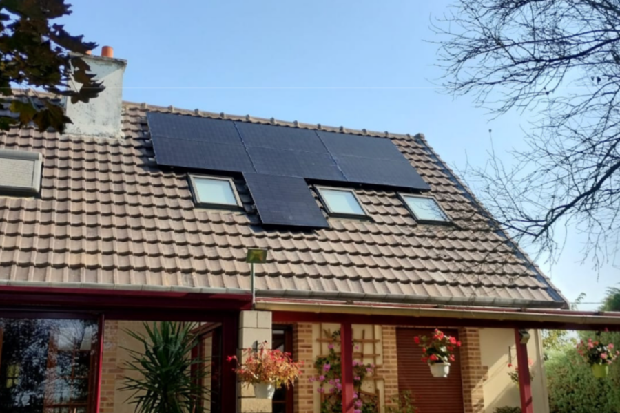 Installation de panneaux solaires à Monchecourt par HOMZA