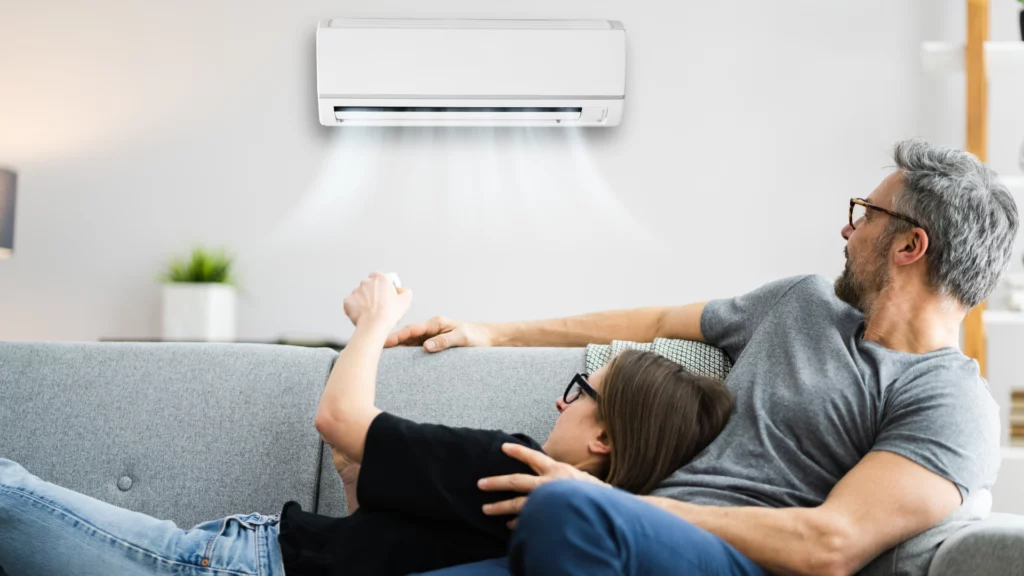 Pose d'une climatisation réversible par un installateur certifié QualiPAC