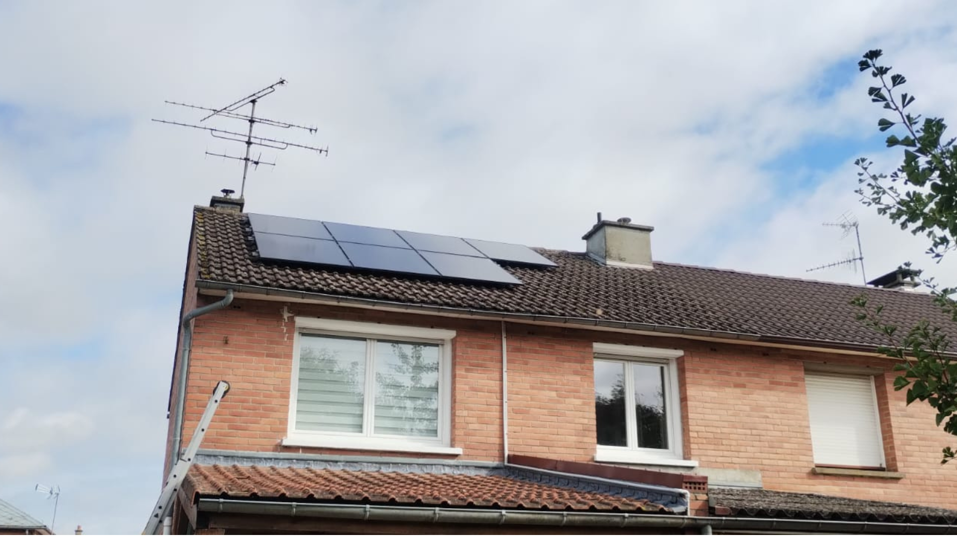 Pose de panneau solaire dans les Hauts-de-France par HOMZA