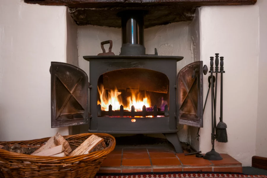 Cuisinière à bois : tout ce qu'il faut savoir