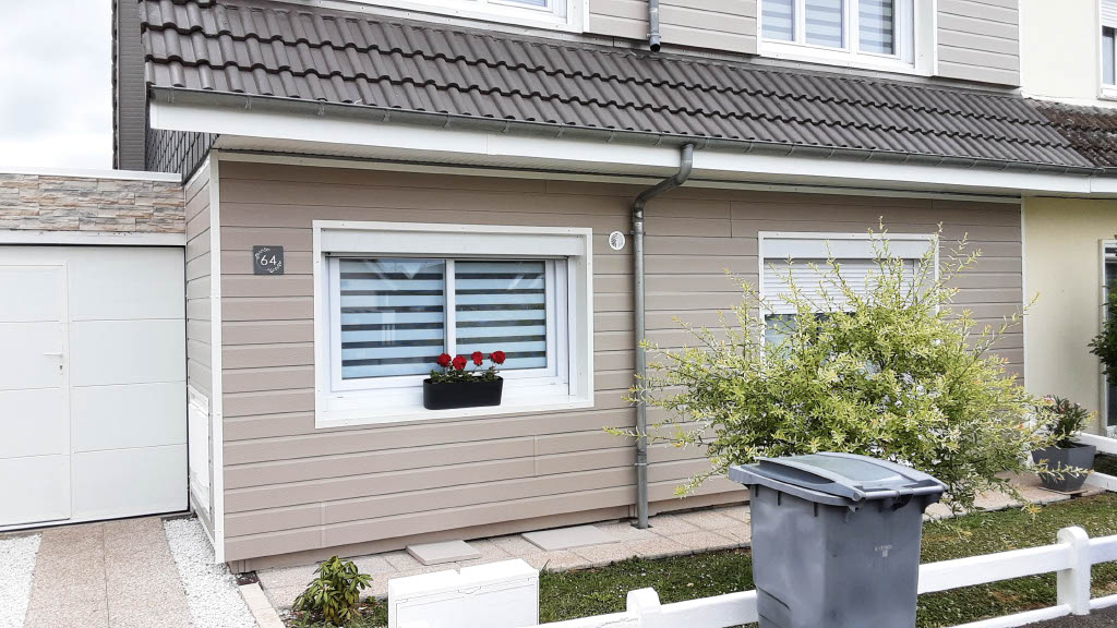 Pose de bardage à Saint-Nicolas, près d’Arras : une façade transformée, une isolation renforcée