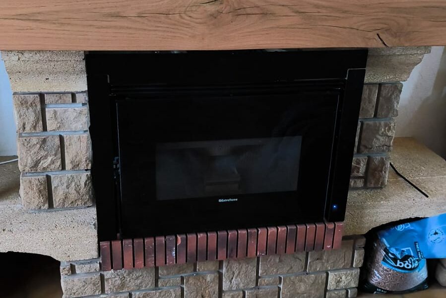 Installation d’un insert à granulés Extraflame Comfort P85 12 kW à Warlus