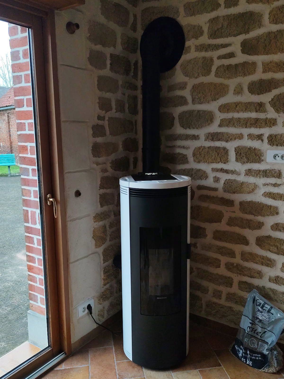 Installation d’un poêle à granulés à Villers-Outréaux