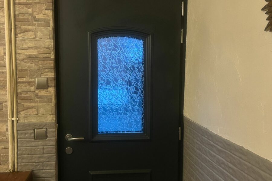 Installation d’une porte d’entrée à Marquette-en-Ostrevent : confort, modernité et luminosité