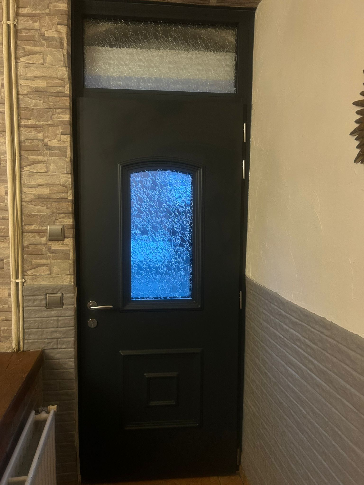 Installation d’une porte d’entrée à Marquette-en-Ostrevent : confort, modernité et luminosité