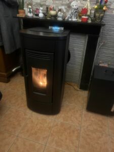 Installation d’une poêle à granulés à Marquette-en-Ostrevent : confort, modernité et luminosité