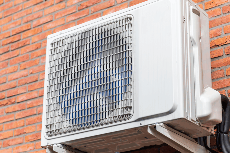 Comparatif : pompe à chaleur vs chaudière hybride, quelle solution choisir pour votre maison ?